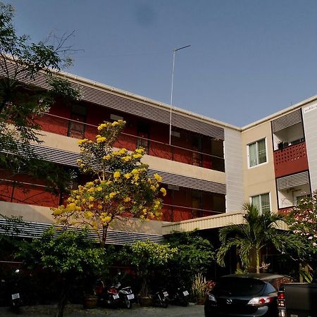 Pakdee House Udon Thani Exterior foto